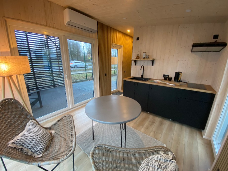 Insulated all-season house!