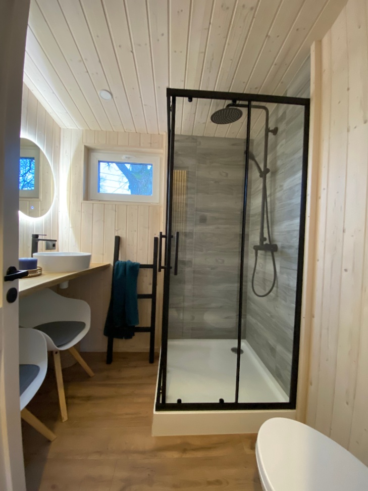 Insulated all-season house!
