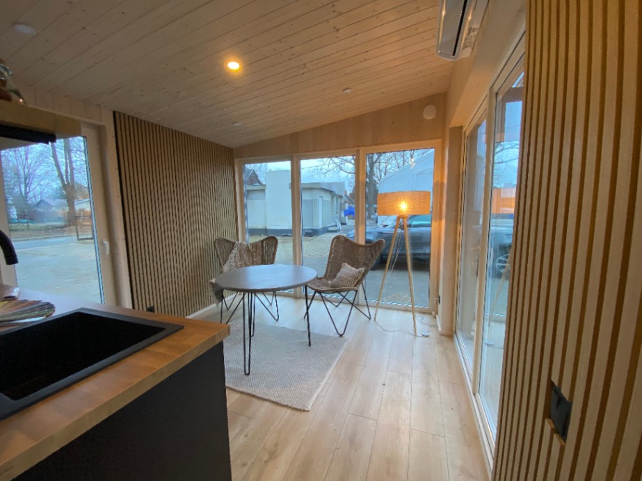 Insulated all-season house!
