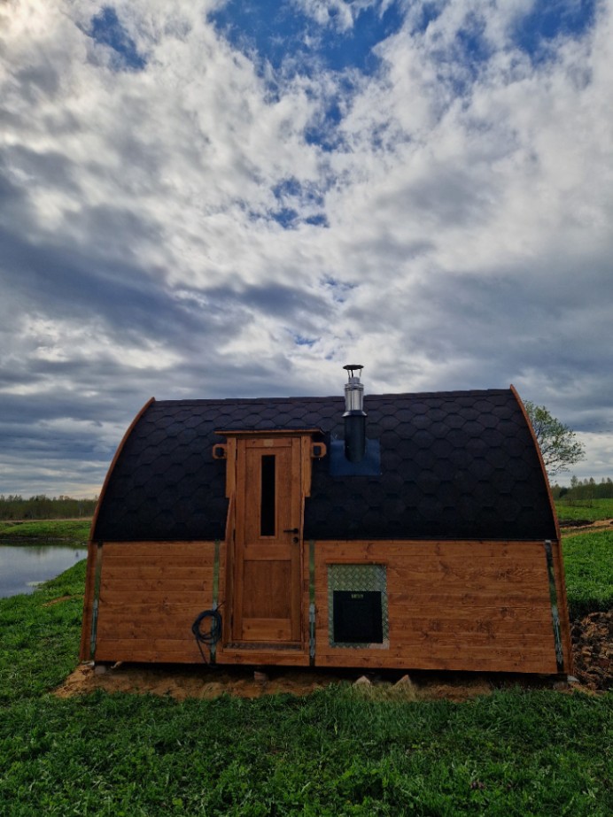 attēls, kurā attēlota koka moduļu māja
