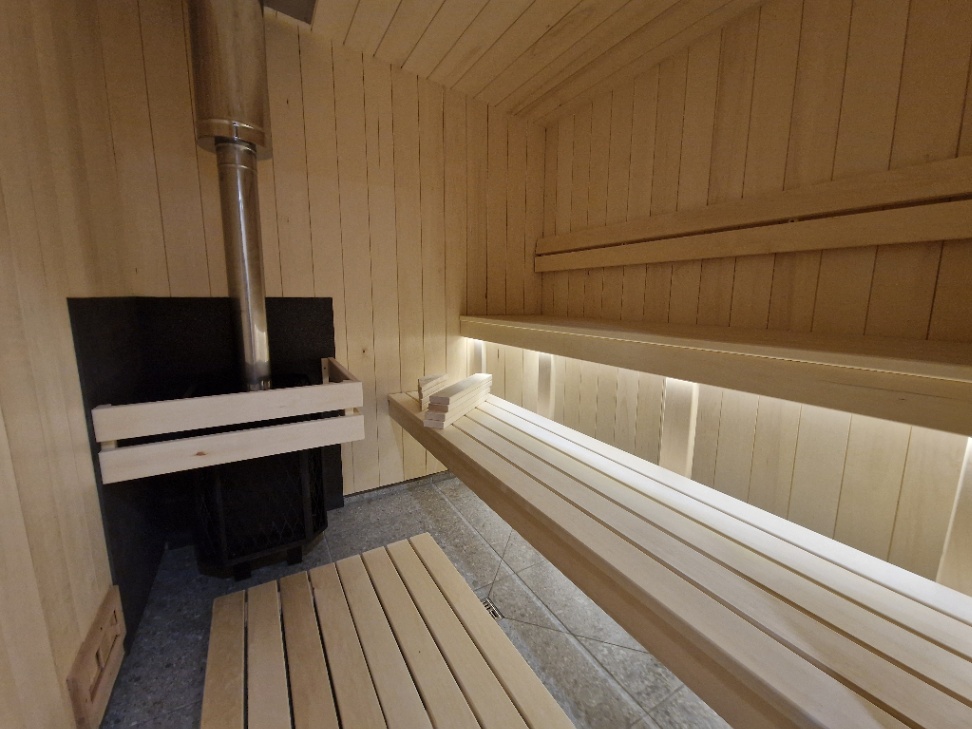 Siltināta Pirts Māja ar terasi kublam 7.58 x 2.4m